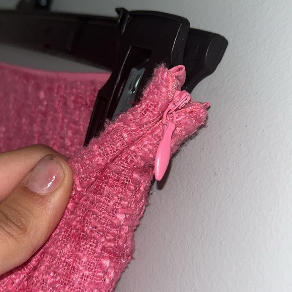 Pink sparkly shein, mini skirt, zipper new without tags - Picture 4 of 8